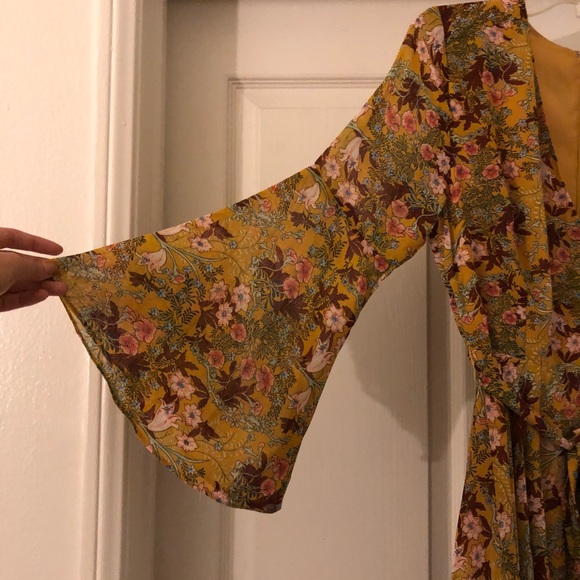 Wrap Style Chiffon Floral Dress - Picture 3 of 5